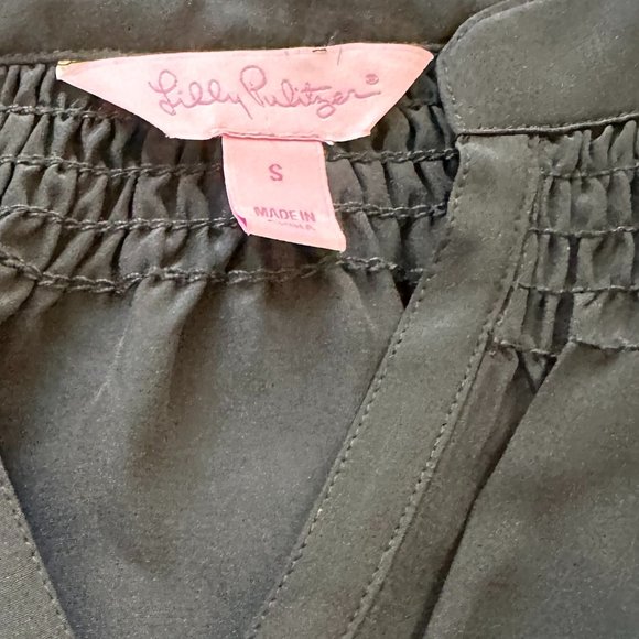 Lilly Pulitzer Silk Elsa Tunic Top Black Split Neck Boho Peasant SMALL #65774 - Picture 2 of 10